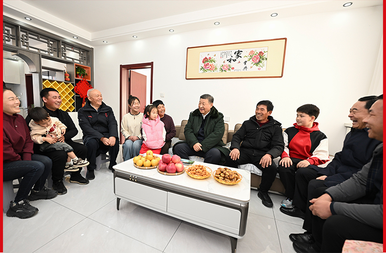 習(xí)近平在遼寧葫蘆島市看望慰問受災(zāi)群眾